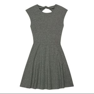 Aritzia talula palmeto grey dress size M